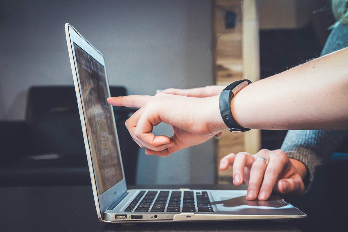 Data analytics agence reporting clients